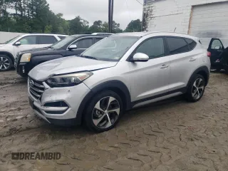 2017 Hyundai Tucson Sport z VIN KM8J33A23HU355807, wystawiony jako Copart lot #58431795 z przebiegiem 127 353 mil mil oraz Szkoda całkowita • Salvage title. Historia ofert i sprzedaży dostępna na DreamBid. Obrazek 1.