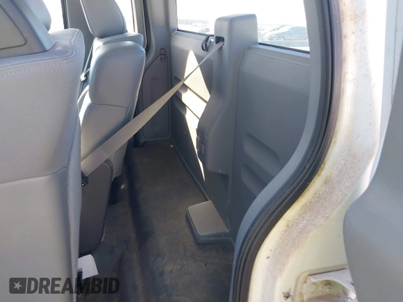 2005 Ford F-150 XL with VIN 1FTPF125X5NA45274, listed as a IAAI auction lot 41460295 with 54,579 mi miles. Bid and sale history available at carsss.com. Image 8.