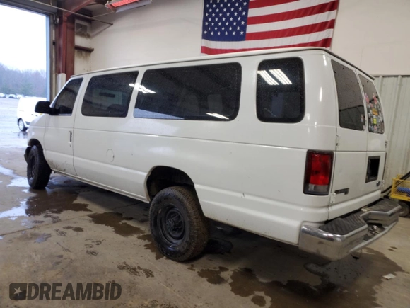 1998 Ford Econoline Wagon XL z VIN 1FBSS31L1WHA95941, wystawiony jako Copart lot #85722674 z przebiegiem 235 498 mil mil oraz Tytuł czysty. Historia ofert i sprzedaży dostępna na DreamBid. Obrazek 2.