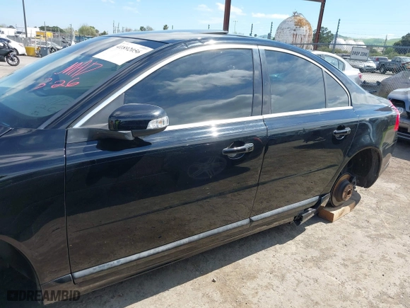 2007 Volvo S80 I6 with VIN YV1AS982071028937, listed as a IAAI auction lot 41892056 with 102,445 mi miles. Bid and sale history available at carsss.com. Image 14.