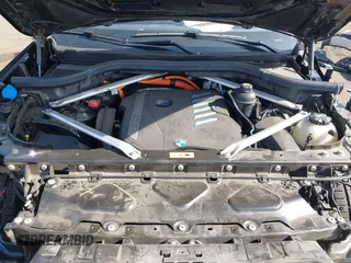 2022 BMW X5 xDrive45e with VIN 5UXTA6C08N9K85766, listed as a IAAI auction lot 41461039 with 95,003 mi miles. Bid and sale history available at carsss.com. Image 10.