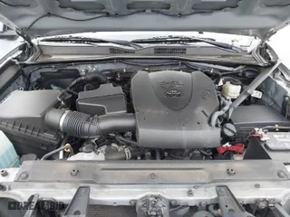2020 Toyota Tacoma 2WD SR5 with VIN 3TMAZ5CNXLM136698, listed as a IAAI auction lot 41777565 with 53,041 mi miles. Bid and sale history available at carsss.com. Image 10.
