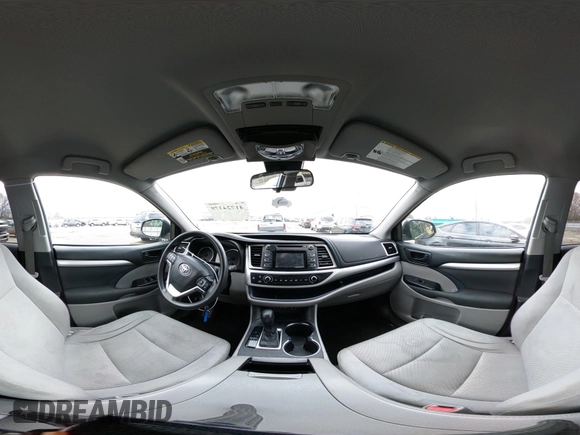 2018 Toyota Highlander LE with VIN 5TDZZRFH1JS246973, listed as a IAAI auction lot 41724379 with 185,461 mi miles and . Bid and sale history available at DreamBid. Image 18.