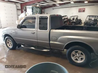2000 Mazda B-Series 2WD Truck DS with VIN 4F4YR16V8YTM09723, listed as a IAAI auction lot 41365401 with 170,351 mi miles. Bid and sale history available at carsss.com. Image 14.