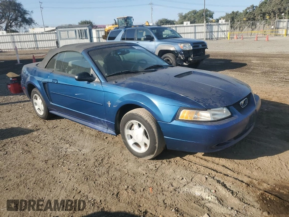 2000 Ford Mustang with VIN 1FAFP4442YF197021, listed as a Copart auction lot 73578134 with 114,417 mi miles and Clean Title. Bid and sale history available at carsss.com. Image 4.
