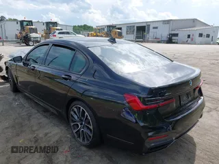 2022 BMW 7 Series 750i xDrive с VIN WBA7U2C0XNCH39635, выставлен на аукционе IAAI как лот 42182523 с пробегом Не указан миль и . История ставок и продаж доступна на DreamBid. Изображение 3.