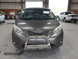 2011 Toyota Sienna XLE AAS with VIN 5TDYK3DC0BS063232, listed as a IAAI auction lot 42433187 with 198,252 mi miles and . Bid and sale history available at DreamBid. Image 12.