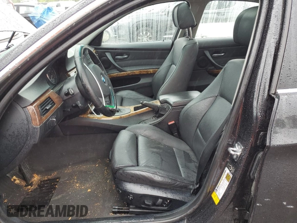 2006 BMW 3 Series 330i with VIN WBAVB335X6PS11566, listed as a Copart auction lot 58345225 with 152,952 mi miles and Salvage title. Bid and sale history available at DreamBid. Image 7.