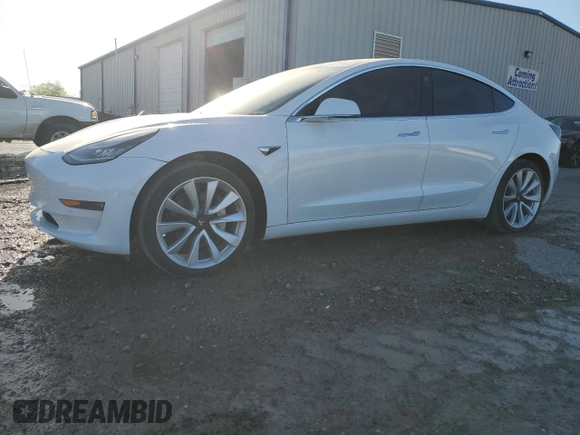 2019 Tesla Model 3 Mid Range z VIN 5YJ3E1EA1KF434552, wystawiony jako Copart lot #48161785 z przebiegiem 57 558 mil mil oraz Tytuł czysty. Historia ofert i sprzedaży dostępna na DreamBid. Obrazek 1.