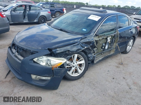 2013 Nissan Altima SV with VIN 1N4AL3AP0DN557255, listed as a IAAI auction lot 42574146 with 185,886 mi miles and . Bid and sale history available at DreamBid. Image 18.
