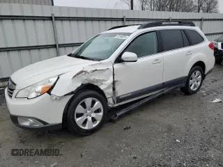 2011 Subaru Outback 2.5i Prem AWP with VIN 4S4BRBCC2B3313158, listed as a Copart auction lot 45158855 with 110,709 mi miles and Salvage Title. Bid and sale history available at carsss.com. Image 1.
