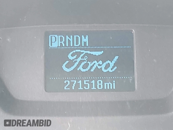 2017 Ford Transit z VIN 1FDYR2CM2HKA82358, wystawiony jako IAAI lot #42231257 z przebiegiem 271 518 mil mil oraz . Historia ofert i sprzedaży dostępna na DreamBid. Obrazek 15.