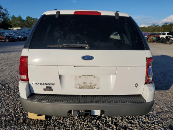2002 Ford Explorer XLT z VIN 1FMZU63W32UD29491, wystawiony jako Copart lot #73670554 z przebiegiem Nie podano mil oraz Szkoda całkowita • Salvage title. Historia ofert i sprzedaży dostępna na DreamBid. Obrazek 6.