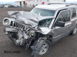 2016 Jeep Patriot Sport with VIN 1C4NJRBB6GD556435, listed as a IAAI auction lot 41949935 with 145,352 mi miles and . Bid and sale history available at carsss.com. Image 6.
