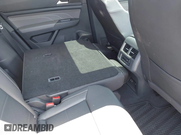 2023 Volkswagen Atlas SEL z VIN 1V2BR2CA2PC510744, wystawiony jako IAAI lot #42292142 z przebiegiem 20 612 mil mil oraz . Historia ofert i sprzedaży dostępna na DreamBid. Obrazek 8.
