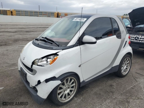 2009 Smart fortwo Pure with VIN WMEEJ31X79K226863, listed as a Copart auction lot 49114825 with NaN miles and Salvage Title. Bid and sale history available at carsss.com. Image 1.