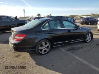 2011 Mercedes-Benz C 300 Sport z VIN WDDGF8BB9BA455409, wystawiony jako Copart lot #82202464 z przebiegiem 160 500 mil mil oraz Szkody całkowita. Historia ofert i sprzedaży dostępna na DreamBid. Obrazek 3.