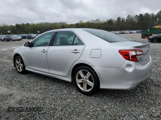 2014 Toyota Camry L with VIN 4T1BF1FK3EU322584, listed as a Copart auction lot 50175905 with 183,749 mi miles and Salvage Title. Bid and sale history available at DreamBid. Image 2.