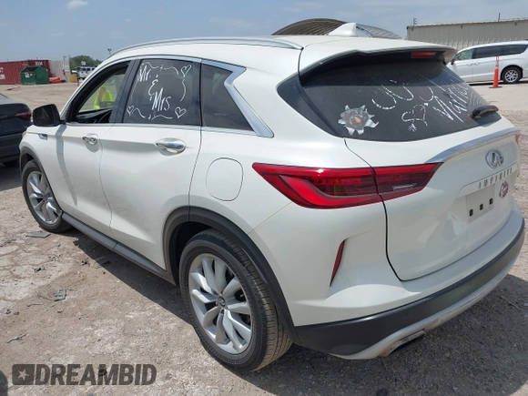 2019 Infiniti QX50 Luxe z VIN 3PCAJ5M13KF111468, wystawiony jako IAAI lot #42030336 z przebiegiem 95 905 mil mil oraz . Historia ofert i sprzedaży dostępna na DreamBid. Obrazek 3.