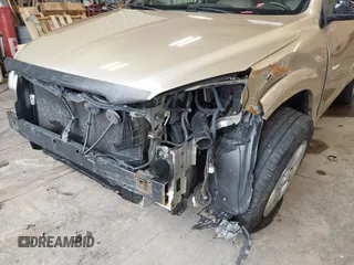 2010 Toyota RAV4 Ltd with VIN JTMDK4DVXAD015429, listed as a IAAI auction lot 41590833 with 1 mi miles. Bid and sale history available at carsss.com. Image 6.