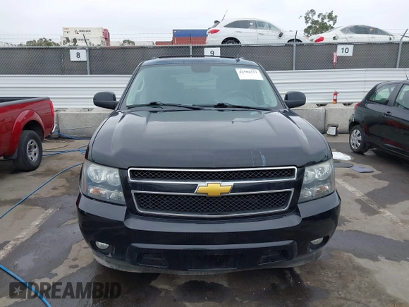 2012 Chevrolet Suburban LT with VIN 1GNSCJE08CR211338, listed as a IAAI auction lot 42504213 with 280,651 mi miles and . Bid and sale history available at DreamBid. Image 6.