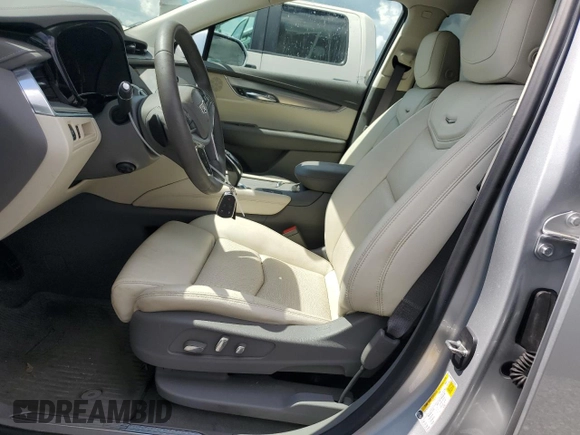 2017 Cadillac XT5 Luxury FWD with VIN 1GYKNBRS5HZ227907, listed as a Copart auction lot 73787804 with 46,893 mi miles and Non Repairable. Bid and sale history available at DreamBid. Image 7.