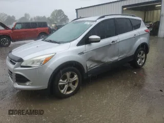2014 Ford Escape SE with VIN 1FMCU0G90EUC27903, listed as a Copart auction lot 51216885 with 133,948 mi miles and Salvage Title. Bid and sale history available at carsss.com. Image 1.