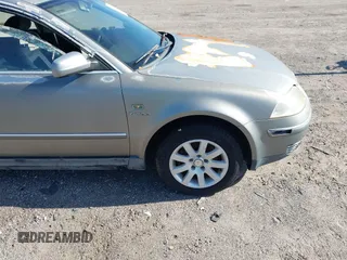 2001 Volkswagen Passat GLS z VIN WVWPD63B51P198425, wystawiony jako IAAI lot #42734511 z przebiegiem Nie podano mil oraz . Historia ofert i sprzedaży dostępna na DreamBid. Obrazek 12.