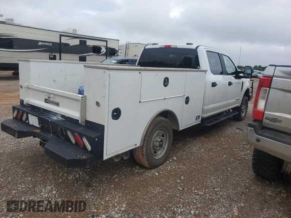 2022 Ford Super Duty F-250 SRW XL with VIN 1FT8W2BT9NED06225, listed as a Copart auction lot 52741325 with 149,359 mi miles and Clean Title. Bid and sale history available at carsss.com. Image 3.