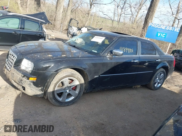 2010 Chrysler 300 Touring with VIN 2C3CA5CV2AH134024, listed as a IAAI auction lot 41899901 with 164,797 mi miles. Bid and sale history available at carsss.com. Image 15.