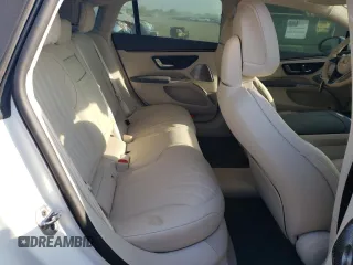 2023 Mercedes-Benz EQS with VIN W1KCG2DB9PA033976, listed as a Copart auction lot 70671834 with 7,253 mi miles and Salvage Title. Bid and sale history available at carsss.com. Image 10.