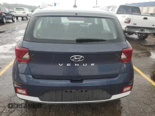 2024 Hyundai Venue SEL z VIN KMHRC8A36RU297850, wystawiony jako Copart lot #62451564 z przebiegiem 4 135 mil mil oraz Szkoda całkowita • Salvage title. Historia ofert i sprzedaży dostępna na DreamBid. Obrazek 6.