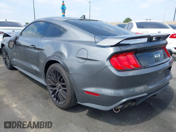 2021 Ford Mustang GT z VIN 1FA6P8CF0M5104894, wystawiony jako IAAI lot #41903098 z przebiegiem 38 794 mil mil oraz . Historia ofert i sprzedaży dostępna na DreamBid. Obrazek 3.