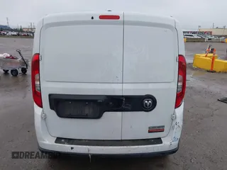 2022 Ram ProMaster City Cargo Tradesman z VIN ZFBHRFAB0N6X08509, wystawiony jako IAAI lot #41767910 z przebiegiem 41 563 mil mil oraz . Historia ofert i sprzedaży dostępna na DreamBid. Obrazek 16.