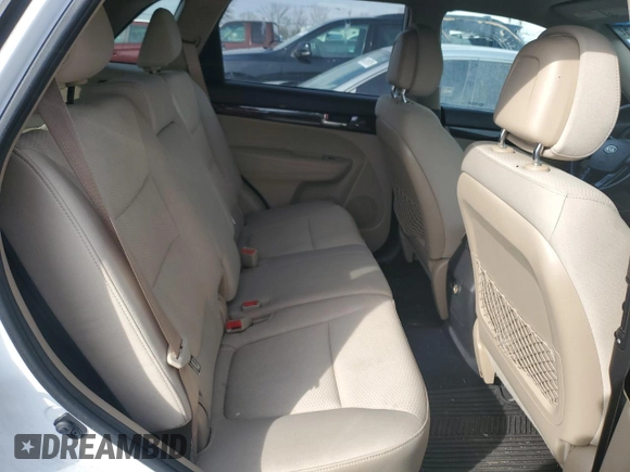2011 Kia Sorento LX with VIN 5XYKT3A14BG045402, listed as a Copart auction lot 47060655 with 180,982 mi miles and Clean Title. Bid and sale history available at carsss.com. Image 11.