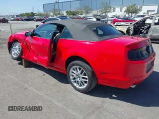 2014 Ford Mustang V6 with VIN 1ZVBP8EM7E5316940, listed as a IAAI auction lot 42555358 with Not provided miles and . Bid and sale history available at DreamBid. Image 3.