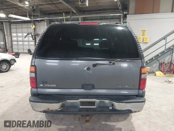 2001 Chevrolet Tahoe LT with VIN 1GNEK13T11J227454, listed as a IAAI auction lot 41513937 with 284,210 mi miles. Bid and sale history available at carsss.com. Image 16.