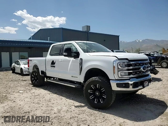 2024 Ford F-350 XL z VIN 1FT8W3BT8REF59919, wystawiony jako Copart lot #56713355 z przebiegiem 69 826 mil mil oraz Szkoda całkowita • Salvage title. Historia ofert i sprzedaży dostępna na DreamBid. Obrazek 13.
