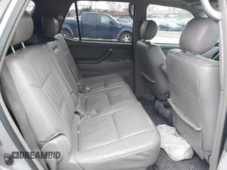 2005 Toyota Sequoia SR5 with VIN 5TDBT44A95S246415, listed as a IAAI auction lot 41560405 with 169,745 mi miles and . Bid and sale history available at DreamBid. Image 8.