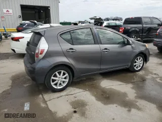 2012 Toyota Prius c One with VIN JTDKDTB33C1511948, listed as a Copart auction lot 44920515 with 233,903 mi miles and Salvage Title. Bid and sale history available at carsss.com. Image 3.