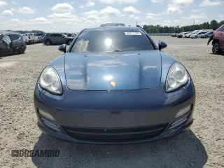 2011 Porsche Panamera S с VIN WP0AB2A72BL060756, выставлен на аукционе Copart как лот 60761125 с пробегом Не указан миль и Чистый • Clean title. История ставок и продаж доступна на DreamBid. Изображение 5.