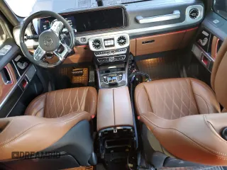 2021 Mercedes-Benz G 63 AMG z VIN W1NYC7HJ4MX396164, wystawiony jako Copart lot #49037225 z przebiegiem 24 230 mil mil oraz Szkody całkowita. Historia ofert i sprzedaży dostępna na DreamBid. Obrazek 8.