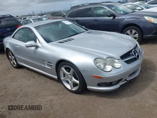 2003 Mercedes-Benz SL 500 z VIN WDBSK75F43F027436, wystawiony jako IAAI lot #41924483 z przebiegiem 190 395 mil mil oraz . Historia ofert i sprzedaży dostępna na DreamBid. Obrazek 1.