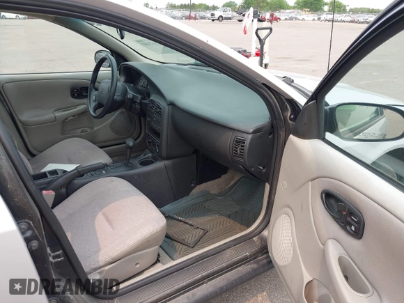 2001 Saturn SL z VIN 1G8ZH52861Z320057, wystawiony jako IAAI lot #42402681 z przebiegiem 111 375 mil mil oraz . Historia ofert i sprzedaży dostępna na DreamBid. Obrazek 5.