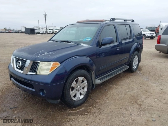 2007 Nissan Pathfinder S with VIN 5N1AR18U77C638404, listed as a IAAI auction lot 41560067 with 225,996 mi miles. Bid and sale history available at carsss.com. Image 2.