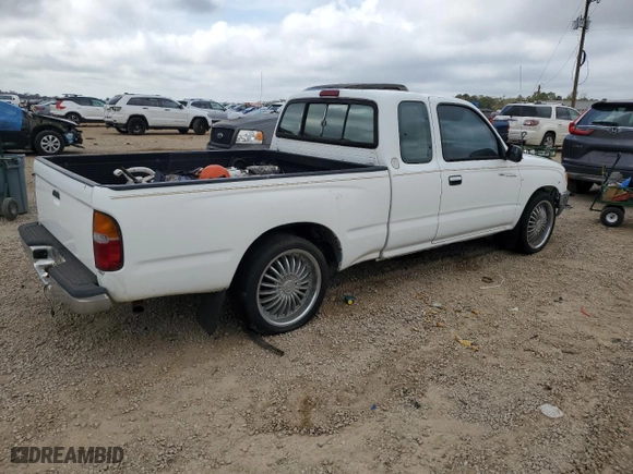 1997 Toyota Tacoma with VIN 4TAVL52N8VZ290246, listed as a Copart auction lot 49174075 with 227,973 mi miles and Clean Title. Bid and sale history available at carsss.com. Image 3.