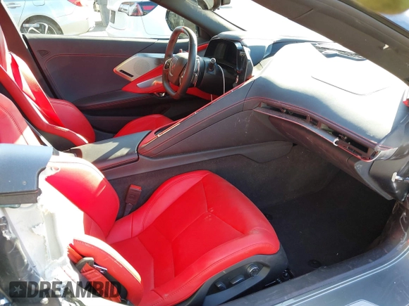 2024 Chevrolet Corvette 2LT z VIN 1G1YB3D48R5103073, wystawiony jako IAAI lot #41098470 z przebiegiem 7 326 mil mil oraz . Historia ofert i sprzedaży dostępna na DreamBid. Obrazek 5.