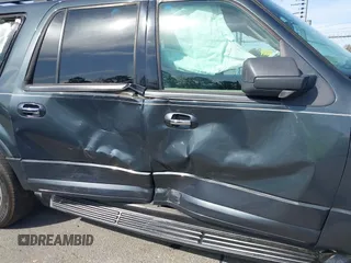 2009 Ford Expedition Max SSV with VIN 1FMFK165X9LA06361, listed as a IAAI auction lot 41927774 with 428,851 mi miles and . Bid and sale history available at DreamBid. Image 6.