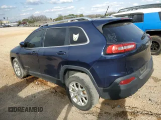 2015 Jeep Cherokee Latitude with VIN 1C4PJLCBXFW700186, listed as a Copart auction lot 49210955 with 160,087 mi miles and Salvage Title. Bid and sale history available at DreamBid. Image 2.