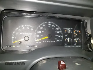 1999 Chevrolet Suburban with VIN 3GNEC16R5XG218523, listed as a Copart auction lot 72568494 with 297,020 mi miles and Salvage Title. Bid and sale history available at DreamBid. Image 9.